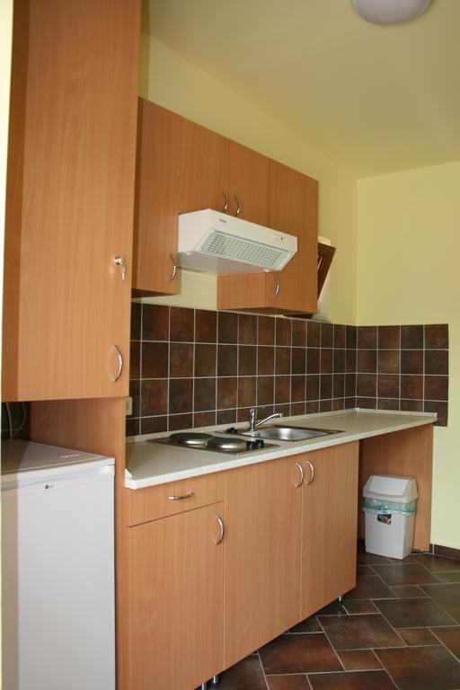 Matra Kemping Apartmanok Matrafured Rom bilde