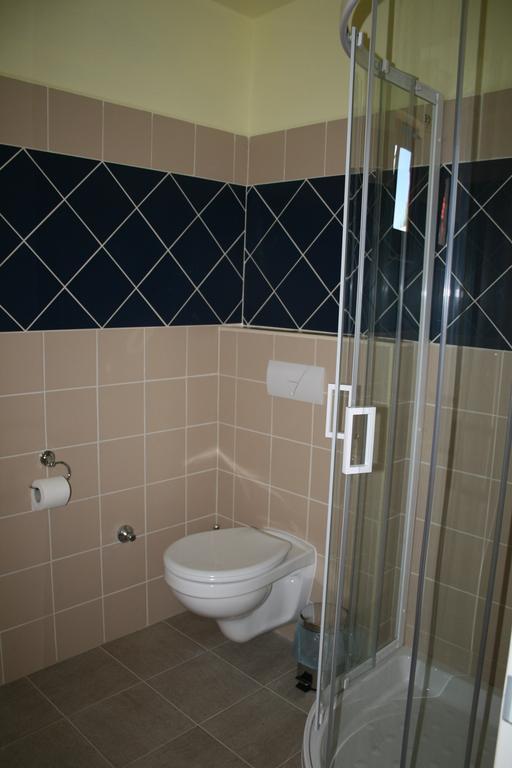 Matra Kemping Apartmanok Matrafured Rom bilde